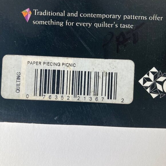 Vintage Paper Piecing Picnic Quilt Book 2001 - Picture 3 of 6